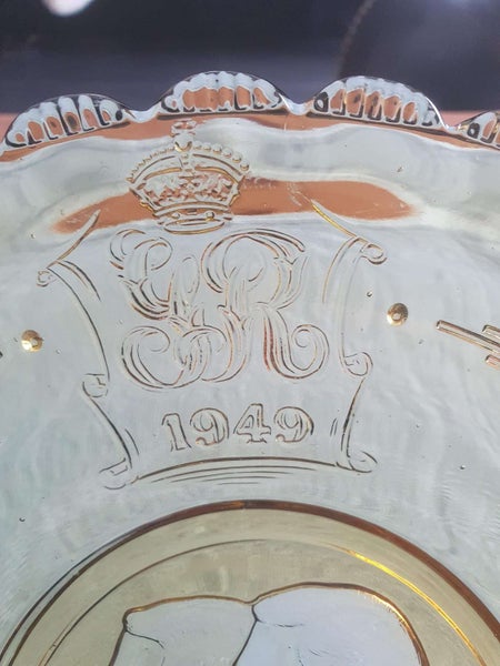 Royal Tour fruit bowl Carousel 3