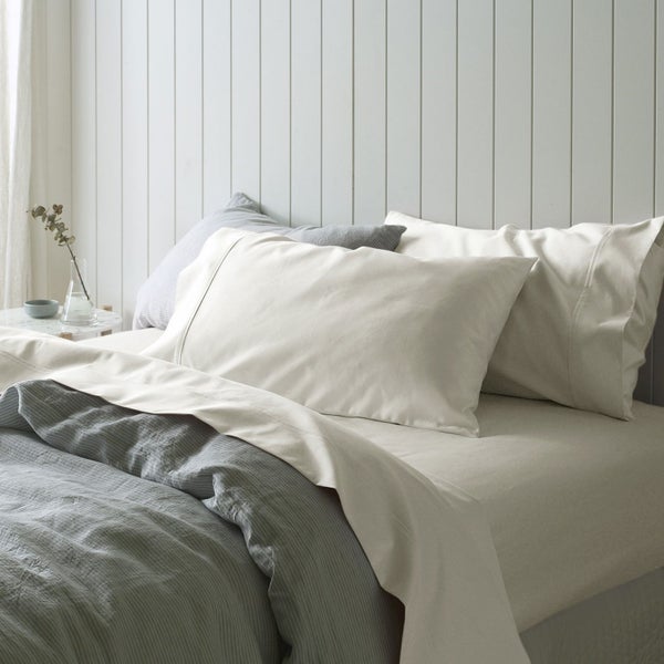1000TC Cotton Sateen Sheet Set by Accessorize Carousel 1