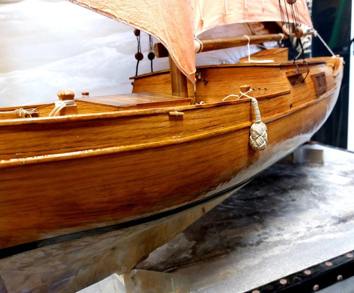 Antique French Pond Yacht [18680] Carousel 6