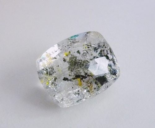 22.47CT RARE HUGE UV REACTIVE 100% NATURAL FLORESCENT PETROLEUM QUARTZ Carousel 1