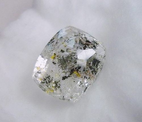 22.47CT RARE HUGE UV REACTIVE 100% NATURAL FLORESCENT PETROLEUM QUARTZ Carousel 2