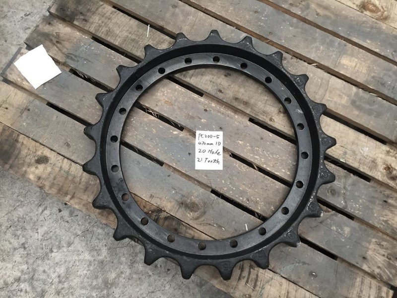 Sprocket Komatsu PC200-5/6/7 20Holes/21Teeth /470mmID part no:20Y-27-11582 Carousel 1