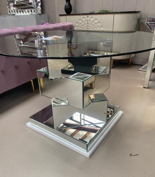 CLEARANCE - Cyrina Mirrored Glass Round Dining Table 120CM **45% OFF** Carousel 2