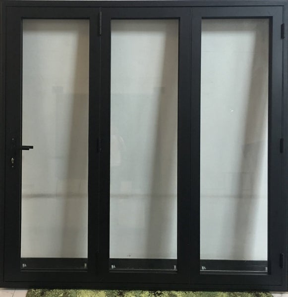 NEW BLACK ALUMINIUM DOUBLE GLAZED BIFOLD DOOR:2000H x 2000W Carousel 1
