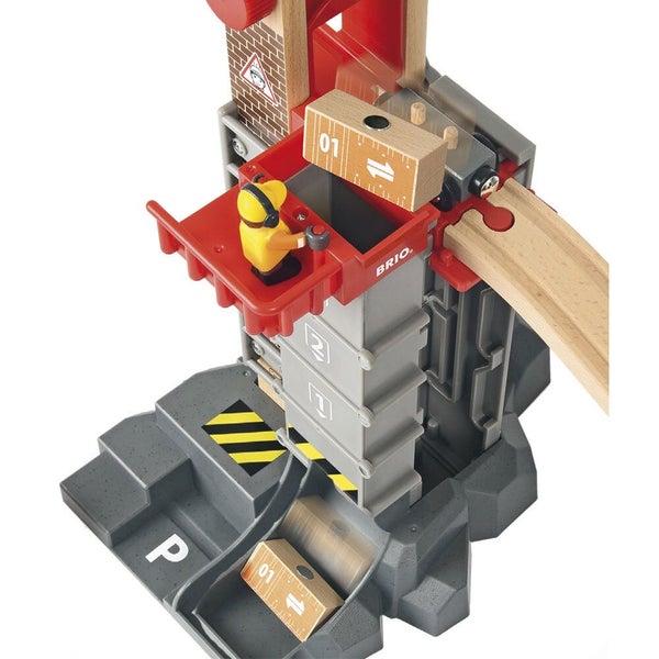 32pc Brio World 72cm Lift & Load Warehouse Wooden Railway Set Kids Child Toy 3y+ Carousel 2
