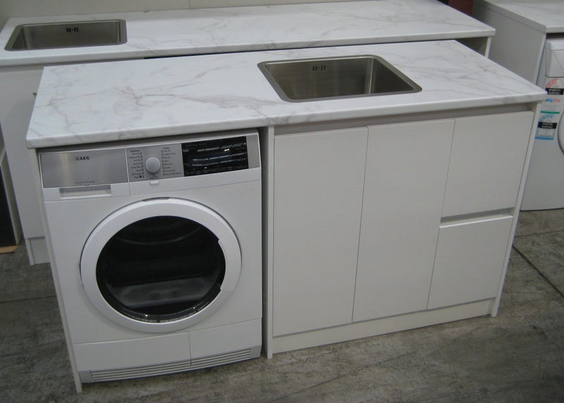 1530 Bench with Tub Unit Carousel 2