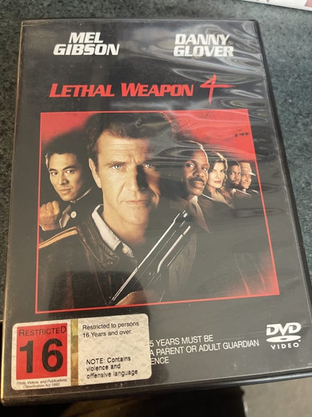 Lethal Weapon 4 Carousel 1