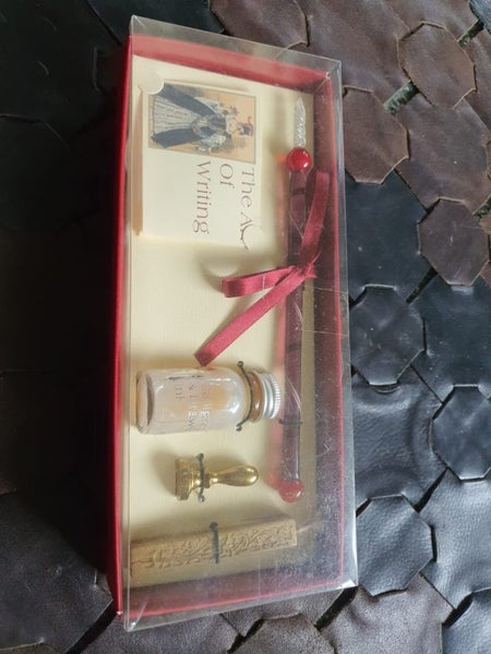 The Art of Writing Ink Set Carousel 1