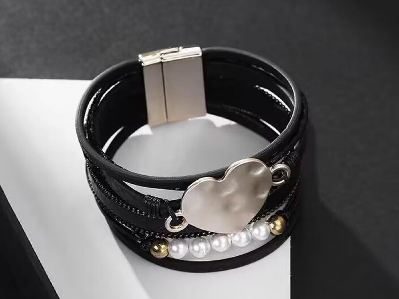 Leather Bracelet Carousel 2