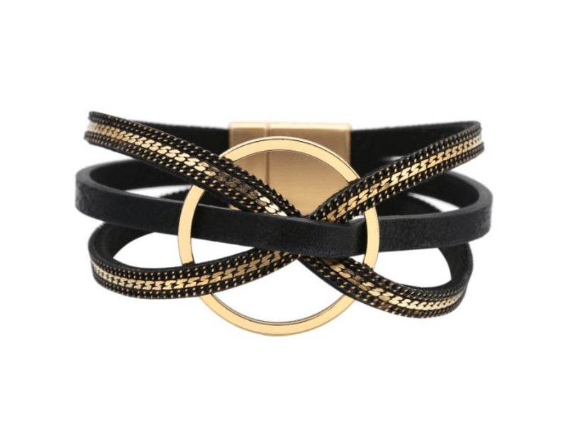 Leather Bracelet Carousel 1