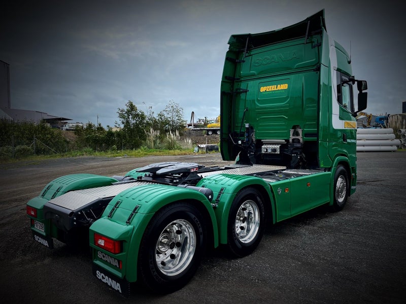 Opzeeland Limited Carousel 3