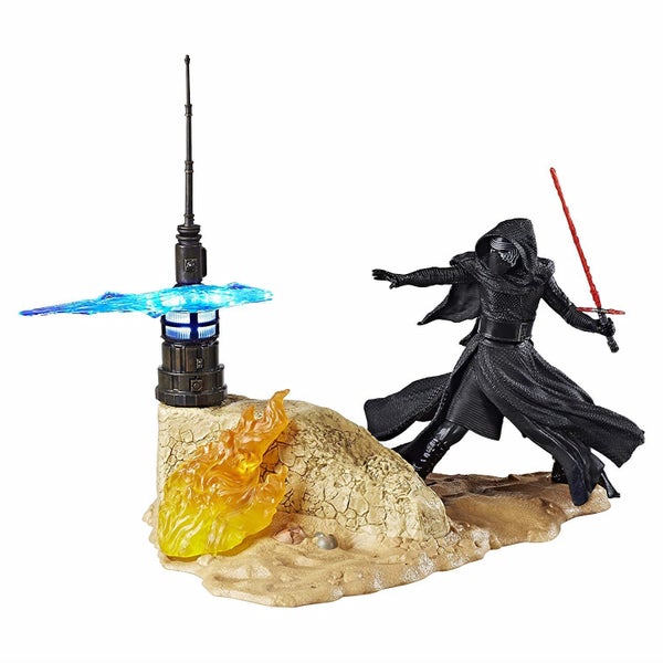 Star Wars Black Series Centerpiece - Kylo Ren with Display Base Diorama Carousel 2