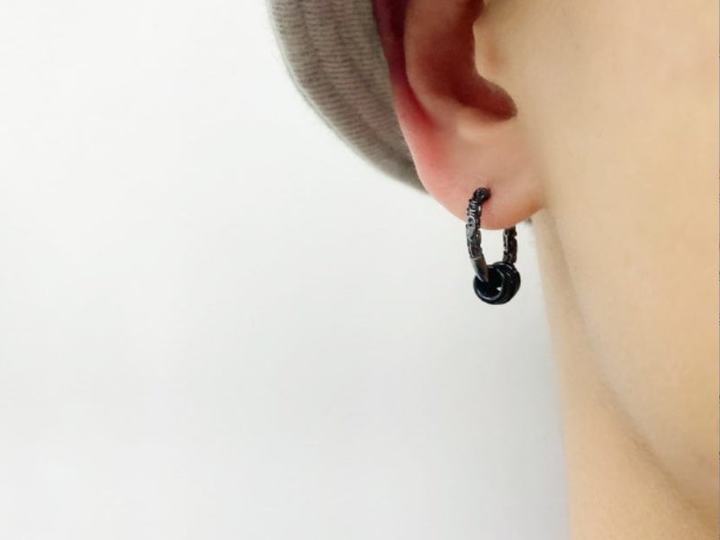 Man single earring Carousel 2