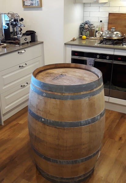 WINE BARREL - OAK TIMBER - MINT CONDITION Carousel 1