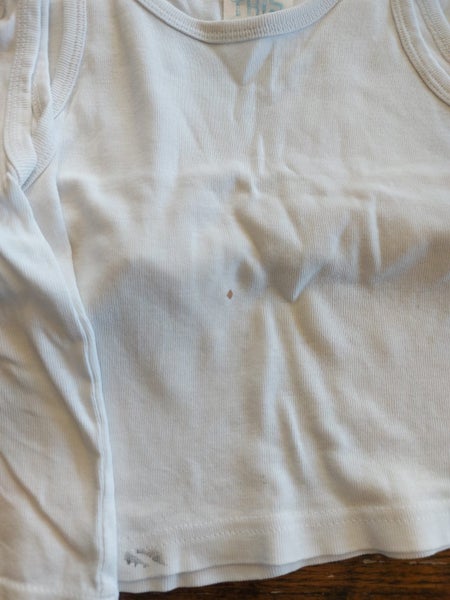 4 x White Singlets Sz2 Carousel 2