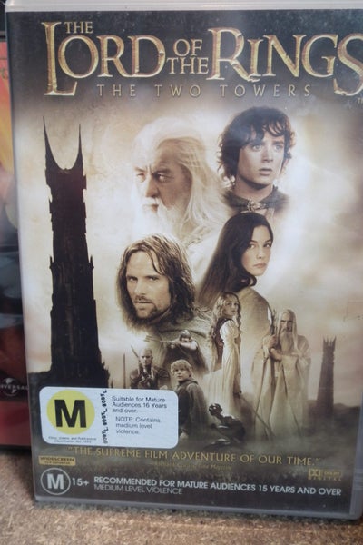 The Lord of the Rings: The Two Towers Carousel 1