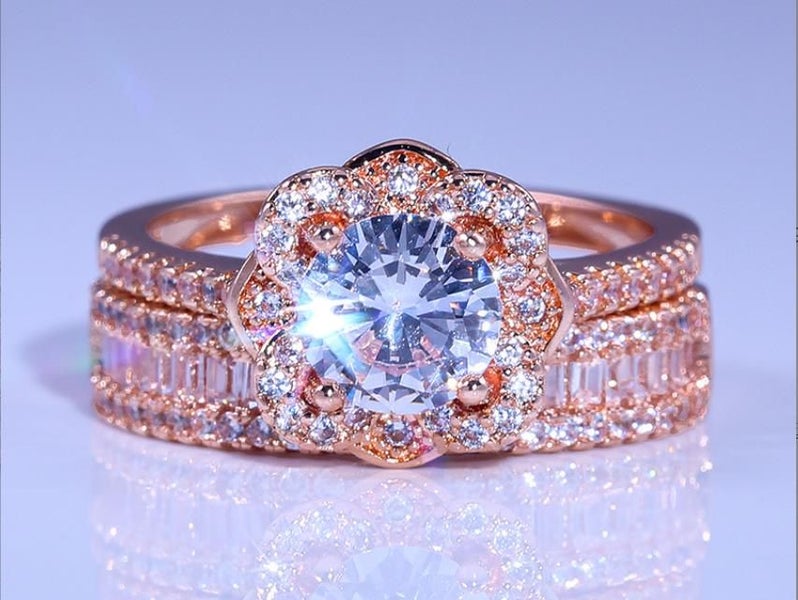 Engagement Rings Set / 18KGP Rose Gold Carousel 1