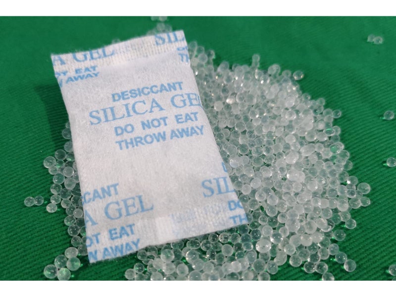 50 Packets 1 Gram Silica Gel Desiccant Moisture Absorber Dehumidifier Non-Toxic Carousel 2