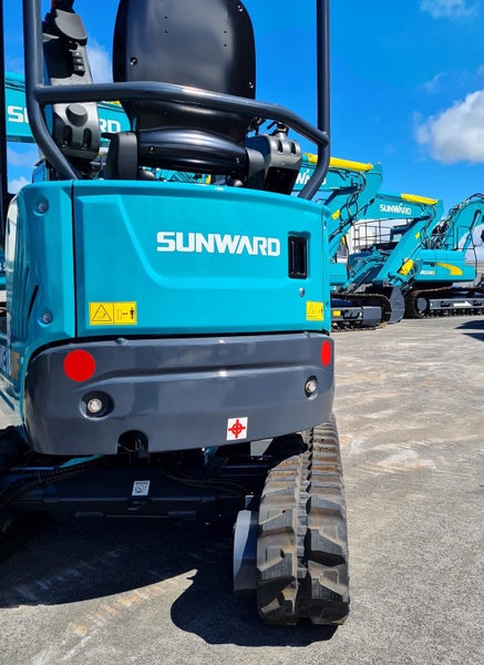 Sunward SWE18UF Trailer package Carousel 8