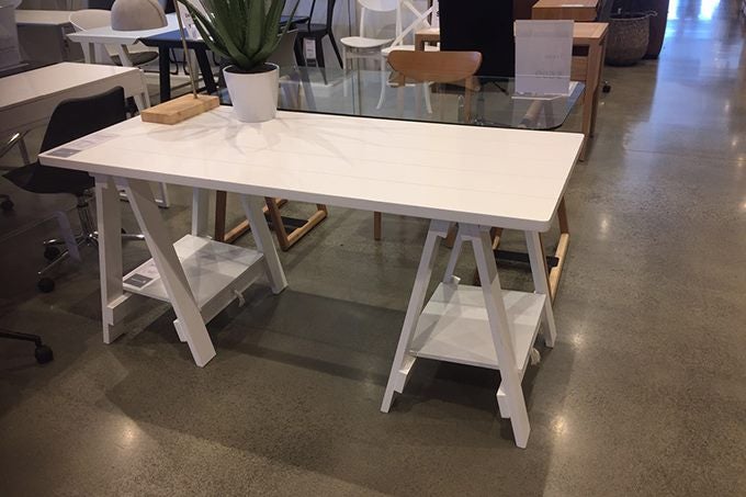 TRESTLE Desk----White or Two Tone Colour Carousel 1
