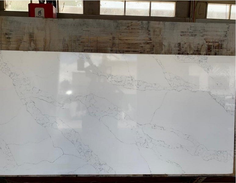 Calacatta white Carousel 9