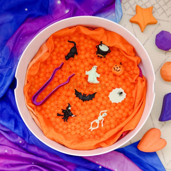 Safari Ltd Glow in the Dark Halloween Toob Carousel 3