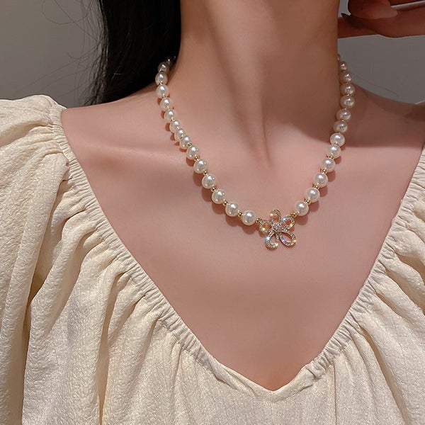 Necklace Crystal Pearl Flower Pendant Necklace Yellow Gold Plated Carousel 5