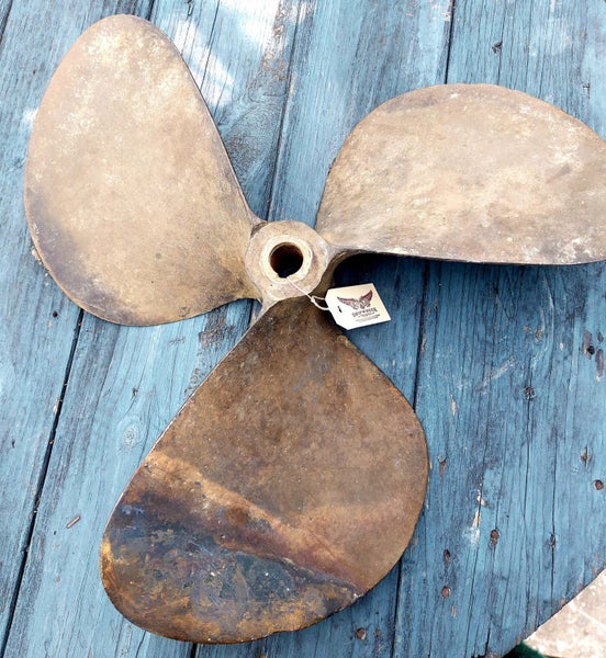 Bronze Propeller [18828] Carousel 1