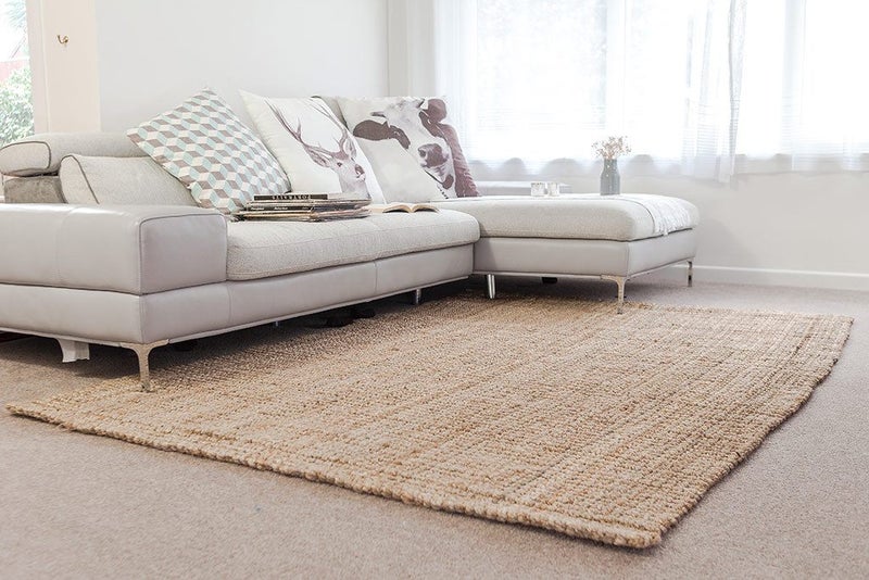 180 x 120 cm Jute Handwoven Rug Carousel 1