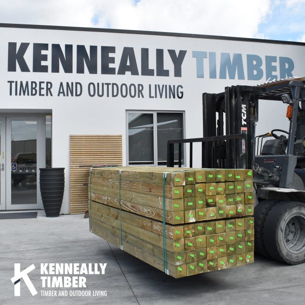 100x100mm RADIATA H4 TREATED Carousel 1