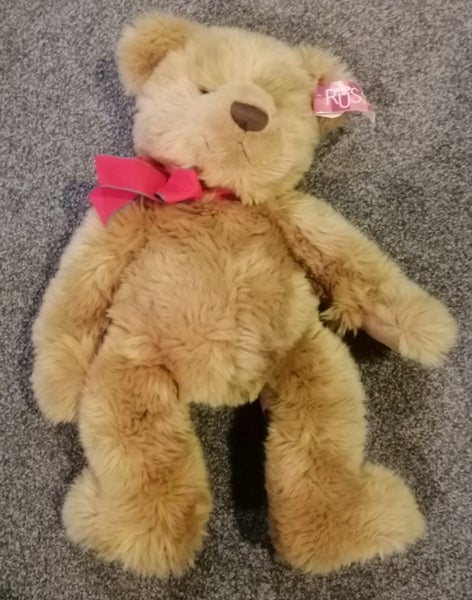 Super Fluffy Russ Bear Holly * Carousel 1