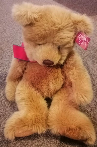Super Fluffy Russ Bear Holly * Carousel 2