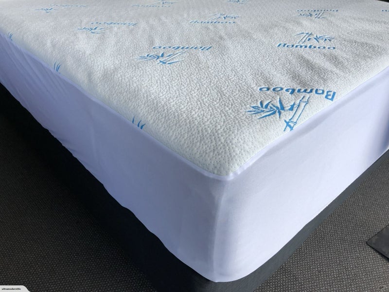 Sleepcenter Waterproof Mattress Protector - Double - Bamboo Fabric Carousel 1