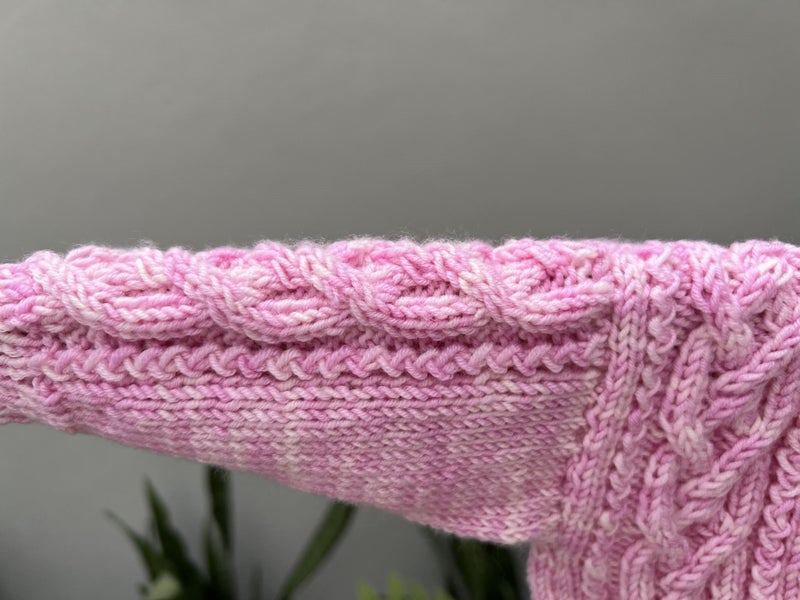 Baby Cardigan & Hat, Size 3-6 Mths, 100% Merino, Hand knitted, Made in NZ Carousel 3