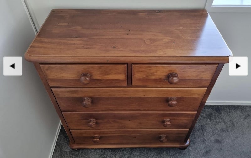 Absolutely stunning Woodpeckers solid rimu chest- FULLY RESTORED~~~ Carousel 2