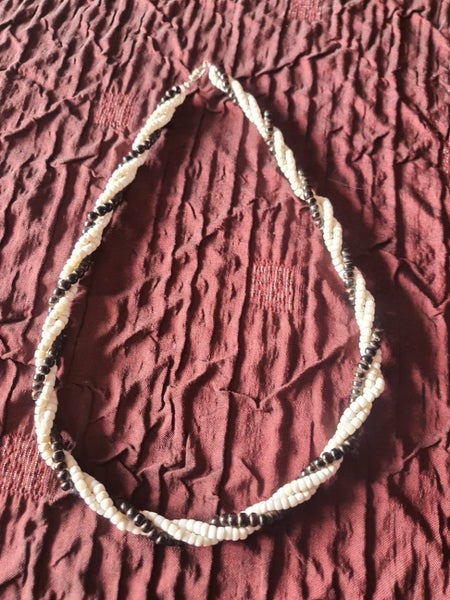 Vintage Black & White Coral? Seed Bead Necklace Carousel 1