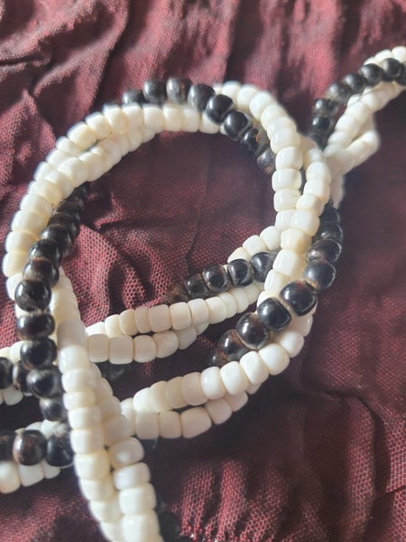 Vintage Black & White Coral? Seed Bead Necklace Carousel 2