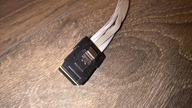 HPE HP Molex 35cm mini SAS SFF-8087 to SFF-8087 cable 769631-001 780991-001 Carousel 3