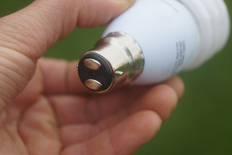 Philips 20w Tornado Energy Saver Light Bulb. Bayonet Cap. B22. 1250 Lumens. Carousel 2