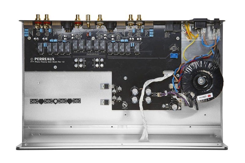 PERREAUX AUDIANT VP3 MM/MC Phono Stage Carousel 5