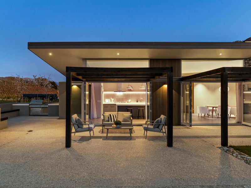 8 Kahiwi Drive, Lower Shotover, QueenstownLakes, Otago