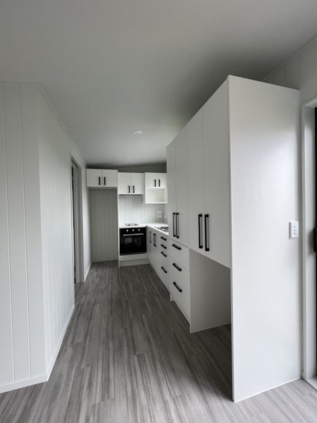 8.4 x 3 Portable building / Sleepout with Kitchen and Bathroom62971968496386114