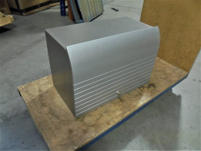 Overhead cabinet 600mm with keys Carousel 1