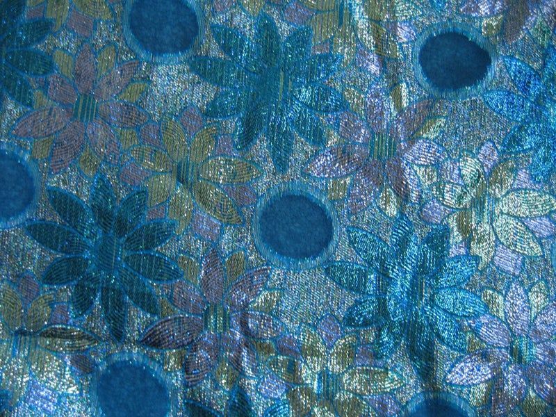 Rare CHIFFON SEWING FABRIC Metallic Lurex MATERIAL 1.35m x 113cm Carousel 1