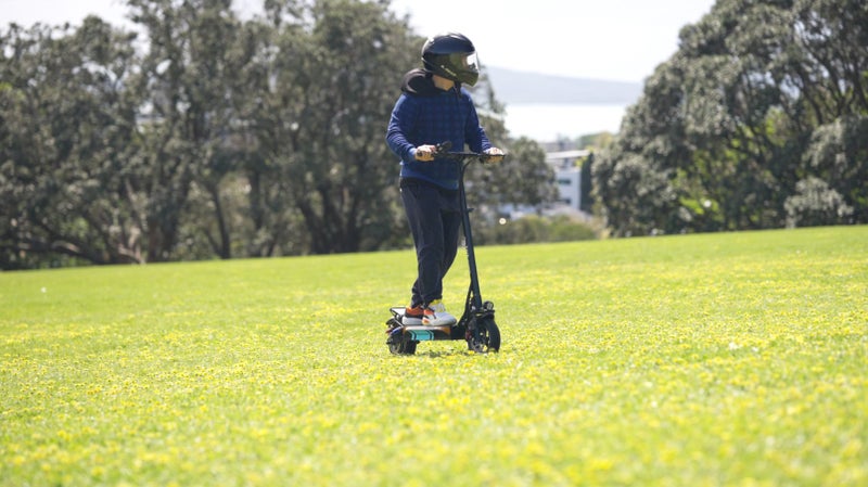 electric scooter63002989175938114