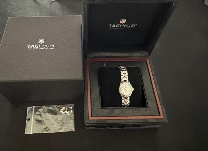 Tag Heuer Woman Pearl surface BidBud