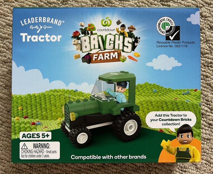Countdown Bricks Farm - Tractor Carousel 1
