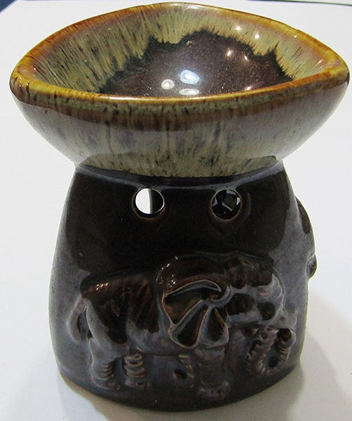 Elephant oil burner - brown Carousel 1