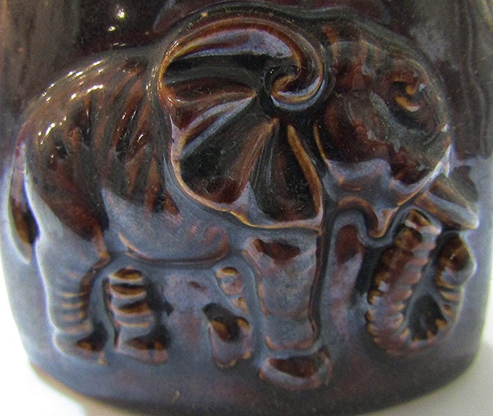 Elephant oil burner - brown Carousel 5