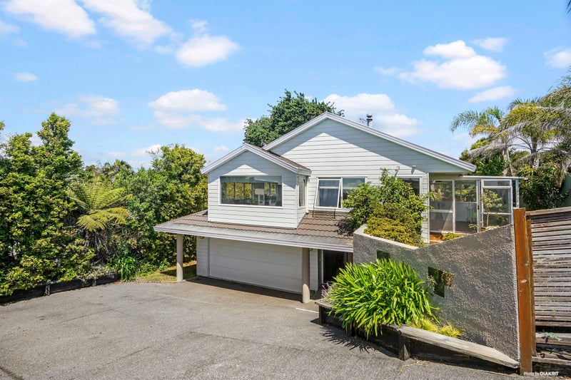 2/19 Churchill Road, Cockle Bay, Manukau City, Auckland